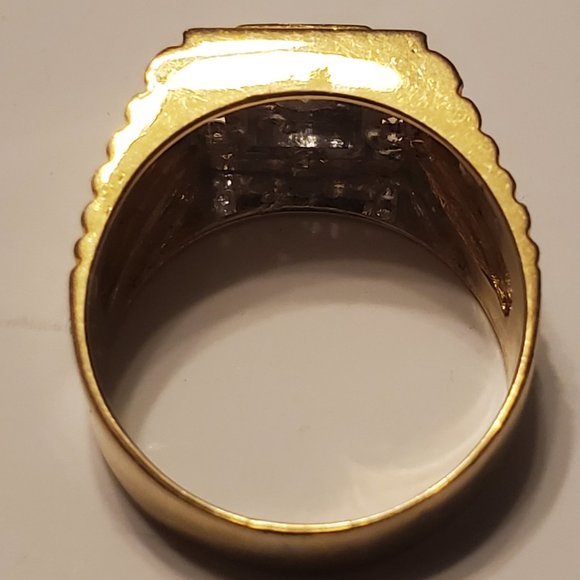 Beautiful  18K  yellow  gold  men’s diamond  ring - Picture 4 of 8